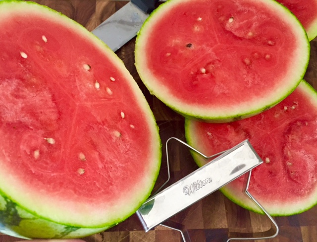 the_fab_mom_summer_4th_july_dessert_watermelon_slices