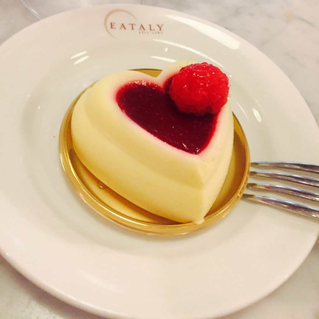 eataly-new-york-heart-dessert