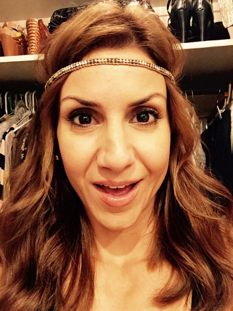 jill-simonian-the-fab-mom-stella-and-dot-necklace-mom-style-headband