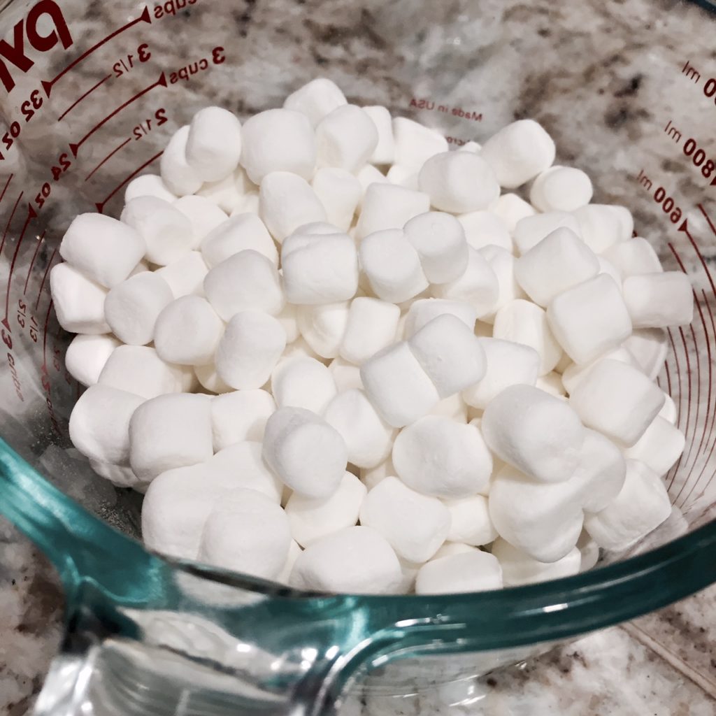 the-fab-mom-thanksgiving-gratitude-marshmallows