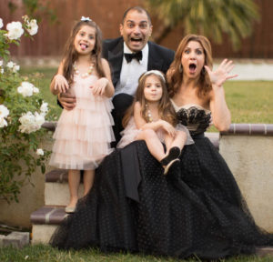 jill-simonian-the-fab-mom-new-years-family-picture-fun