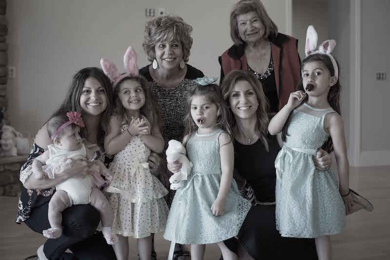 moms-women-daughters-grandmother-4-generations-family