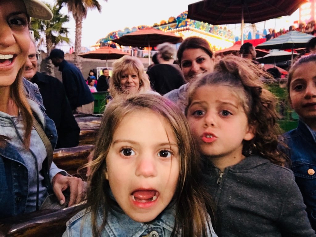 family-vacatioin-tradition-santa-cruz-boardwalk-rides