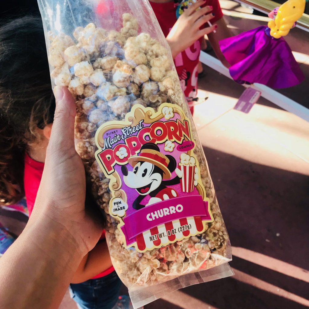 disneyland-tips-food-churro-popcorn